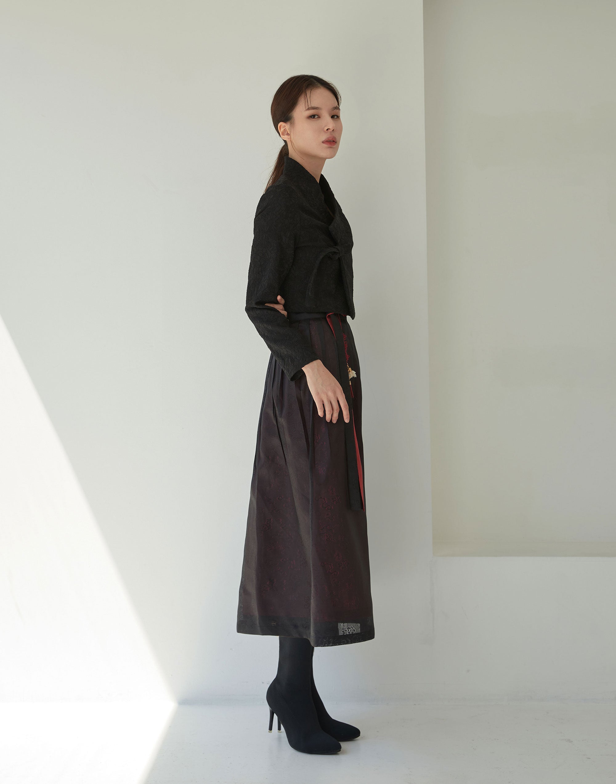 Skirt - Traditional Black red